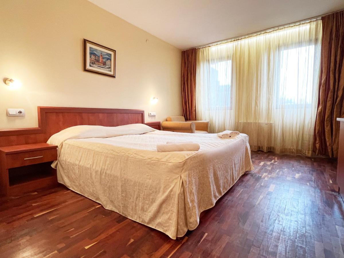Park Hotel 班斯科 外观 照片